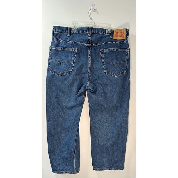 Levis 550 red tab men’s jeans size 40”x29”.    #10-1111 - Picture 2 of 5